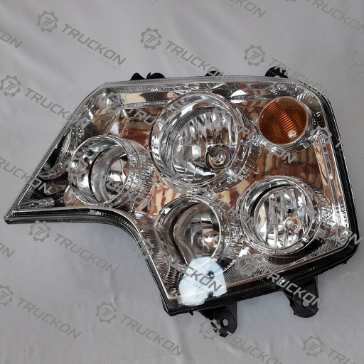 Фара HOWO A7/L WG9925720001