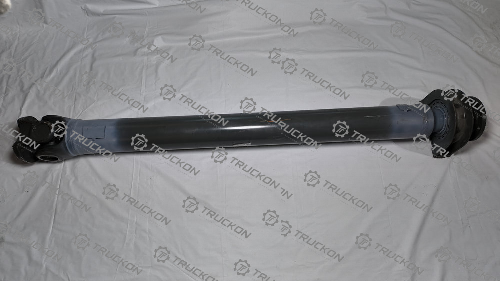 Карданный вал основной с подвеным 220*70*30/ 40 тонн Howo L1770 180*4*62
